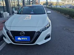 2021 Nissan Teana 2.0L XL Upper AD1, белый — фото 2