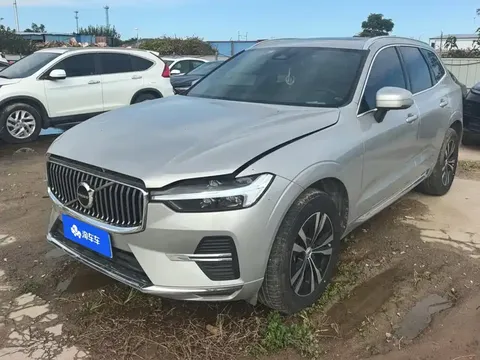 2022 Volvo XC60 4WD Zhiyi Luxury