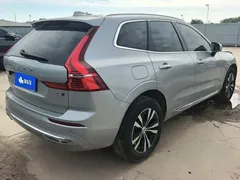 2022 Volvo XC60 4WD Zhiyi Luxury — фото 3