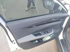 2022 Changan UNI-V 1.5T Premium, белый — фото 7