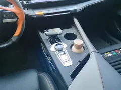 2022 Changan UNI-V 1.5T Premium, белый — фото 16