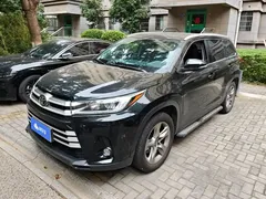 2021 Toyota Highlander 2.0T 4WD Luxury 7, чёрный — фото 1