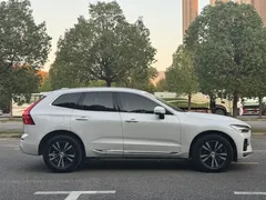 2023 Volvo XC60 4WD Luxury, белый — фото 10