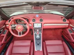 2022 Porsche 718 Boxster 2.0T, белый — фото 5