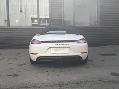 2022 Porsche 718 Boxster 2.0T, белый — фото 11