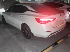 2022 Nissan Sylphy 1.6L XL CVT, белый — фото 3