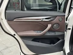 2022 BMW X1 Premium, белый — фото 16