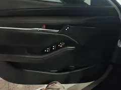 2021 Mazda 3 2.0L AT, белый — фото 7