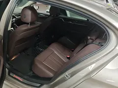 2022 BMW 5 Series 525Li Luxury Package — фото 8