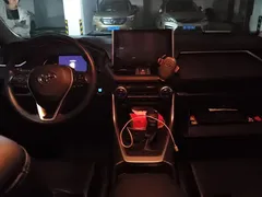 2022 Toyota RAV4 2.0L CVT 2WD Fashion, белый — фото 12