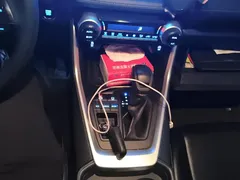2022 Toyota RAV4 2.0L CVT 2WD Fashion, белый — фото 16