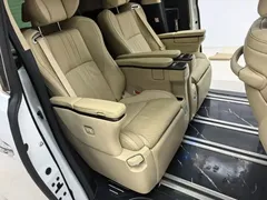 2021 Toyota Vellfire 2.5L Hybrid HV Ultimate, белый — фото 17
