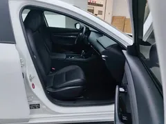2022 Mazda 3 2.0L AT, белый — фото 8