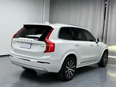 2022 Volvo XC90 7-seat, белый — фото 3