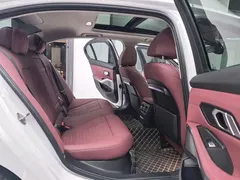 2021 BMW 3 Series 325Li M Sport Package, белый — фото 8