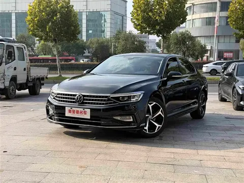2023 Volkswagen Magotan 330TSI DCT Luxury