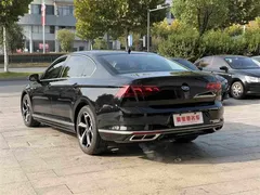 2023 Volkswagen Magotan 330TSI DCT Luxury, чёрный — фото 11