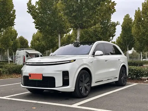 2026 Li Auto L8