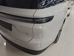 2025 Li Auto i8 Standard — фото 8