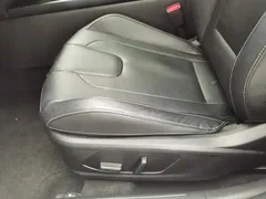 2022 Hyundai Elantra 1.5L CVT LUX Premium, белый — фото 20