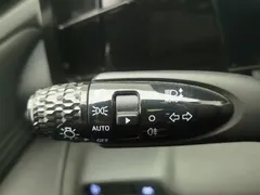 2022 Hyundai Elantra 1.5L CVT LUX Premium, белый — фото 21