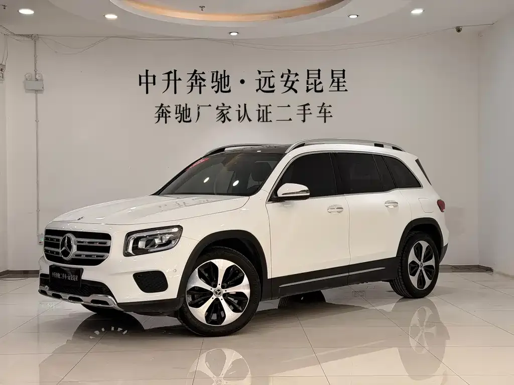 2023 Mercedes-Benz GLB 220 Fashion