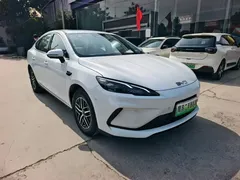 2025 BYD Seal 05 PHEV 120KM Smart Driving Flagship, белый — фото 2