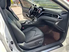2023 Toyota Camry 2.0G Luxury, белый — фото 12