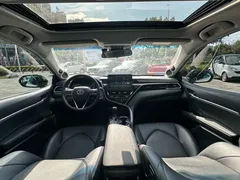 2023 Toyota Camry 2.0G Luxury, белый — фото 15