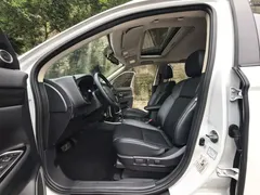 2020 Mitsubishi Outlander 2.0L 2WD 5-seat, белый — фото 8