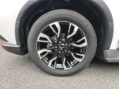 2020 Mitsubishi Outlander 2.0L 2WD 5-seat, белый — фото 15