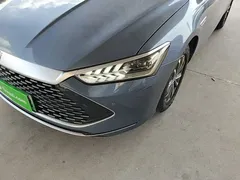 2024 BYD Qin PLUS Honor DM-i PHEV 55km Leading — фото 24