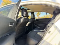2021 Toyota Corolla TNGA 1.5L CVT Elite, белый — фото 6