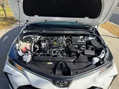 2021 Toyota Corolla TNGA 1.5L CVT Elite, белый — фото 16