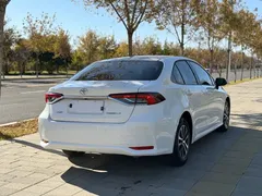 2021 Toyota Corolla TNGA 1.5L CVT Elite, белый — фото 21