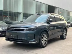 2024 Aito M7 1.5T RWD Smart Driving Ultra 5-seat, синий — фото 1