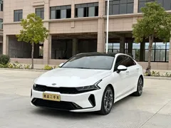 2020 Kia K5 380T GT-Line Premium Tech, белый — фото 1