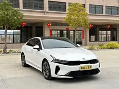 2020 Kia K5 380T GT-Line Premium Tech, белый — фото 3