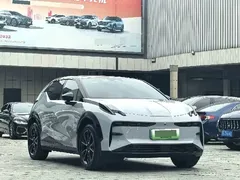 2023 Zeekr X RWD YOU 4-seat — фото 3