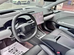 2025 Zeekr 007 RWD Smart Driving 75kWh, белый — фото 10