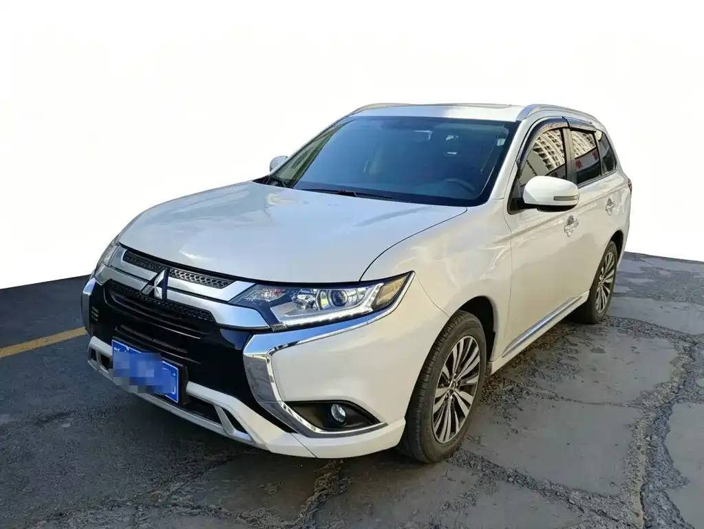 2021 Mitsubishi Outlander 2.0L 2WD 5-seat