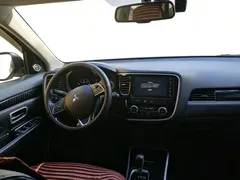 2021 Mitsubishi Outlander 2.0L 2WD 5-seat, белый — фото 7