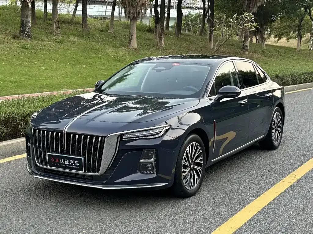 2024 Hongqi H5 2.0T AT