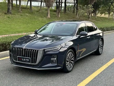 2024 Hongqi H5 2.0T AT