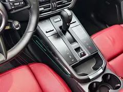 2022 Porsche Macan S 2.9T — фото 11