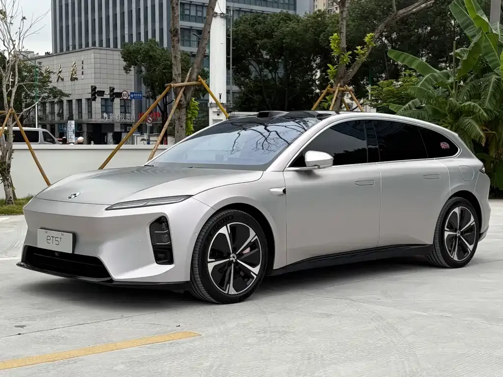 2025 Nio ET5T 100kWh Touring
