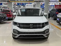 2021 Volkswagen Tacqua 1.5L AT, белый — фото 2