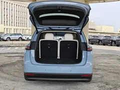2025 Li Auto i8 Standard, синий — фото 13