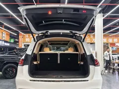 2022 Mercedes-Benz GLS 450 4MATIC Fashion, белый — фото 14