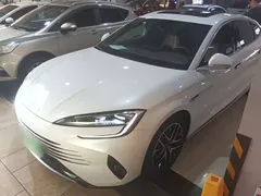 2023 BYD Seal PHEV 1.5L 121km Premium, белый — фото 1